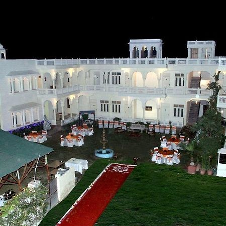 Jaipur Darbar Hotel Exterior photo
