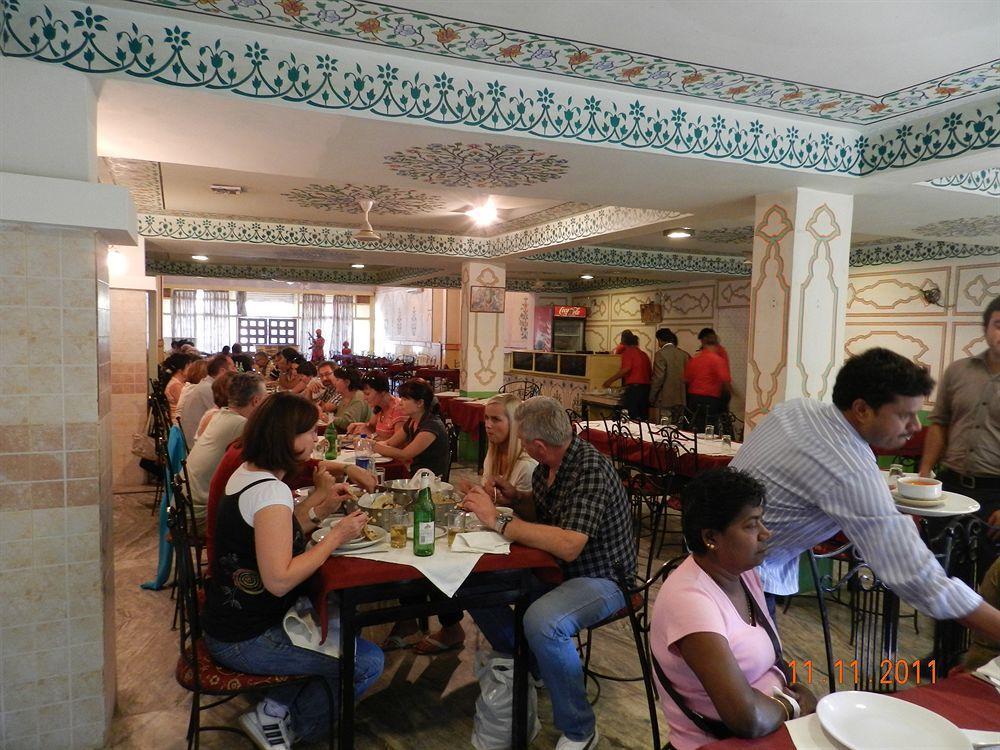 Jaipur Darbar Hotel Exterior photo